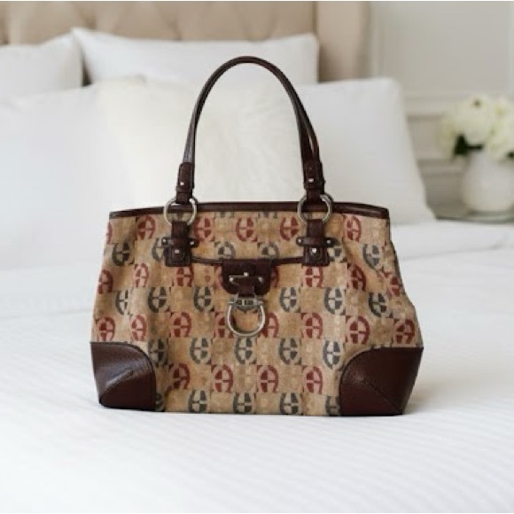 Sale🔥 Authentic Etienne Aigner - Picture 1 of 7